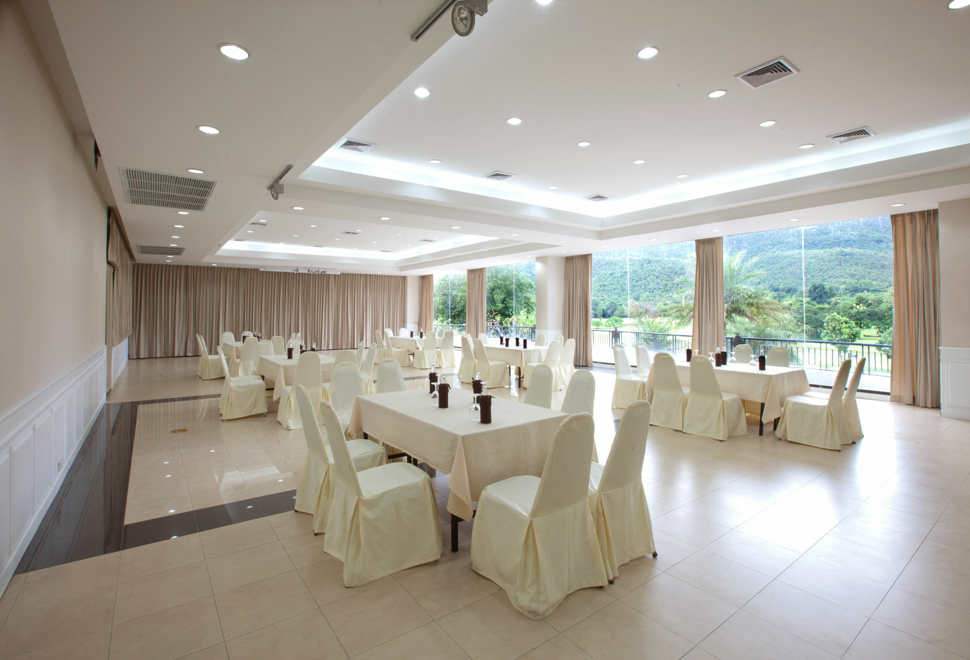 Alpine Golf Resort Chiang Mai Ban Huai Sai Nua Екстер'єр фото